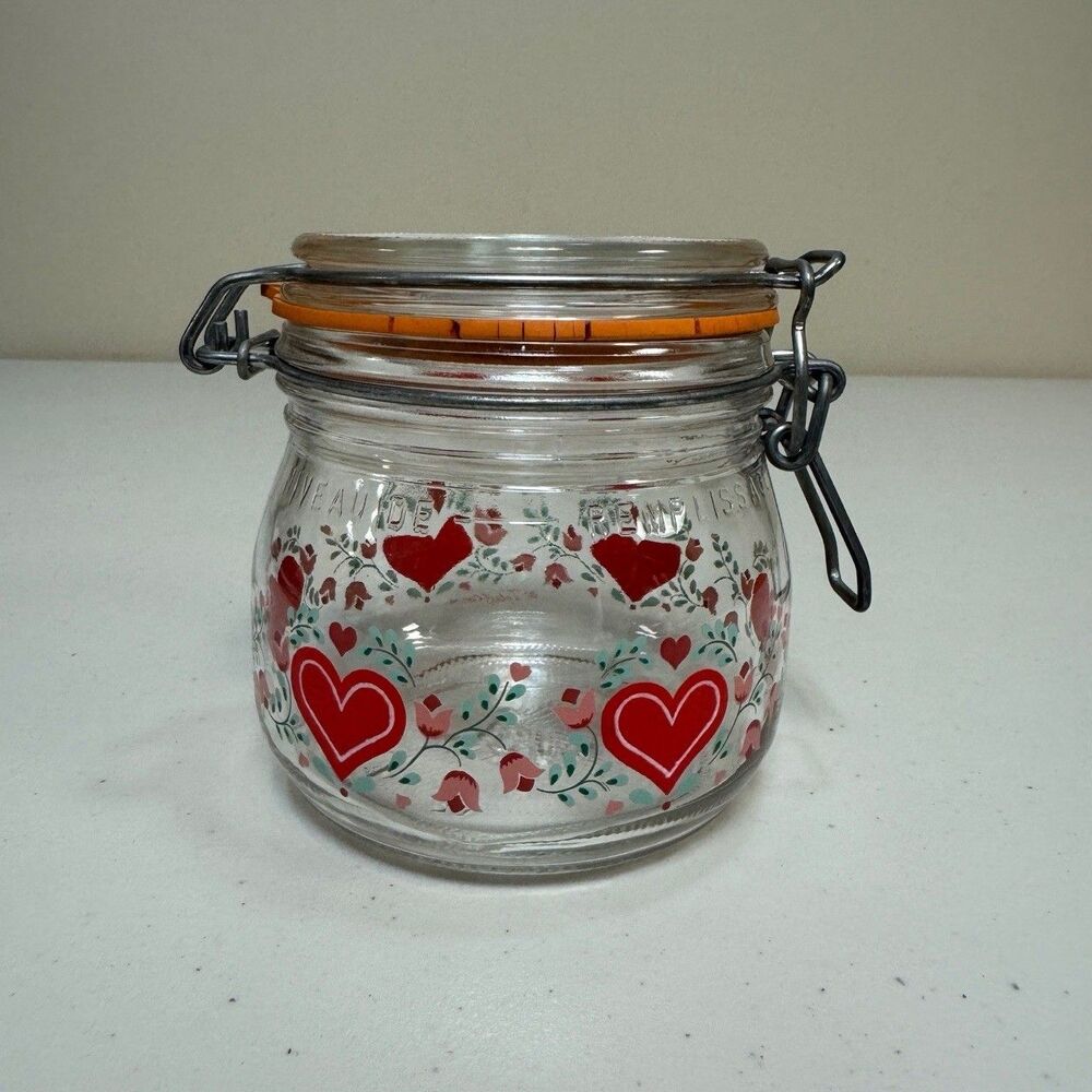 VTG Luminarc Glass Jar Heart Detail 1/2 Liter Pressur Flip Lid Bale Latch Gasket